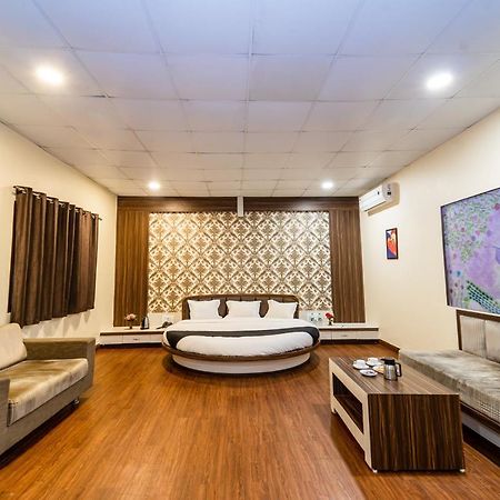 Narmada Hills Resort Omkareshwar Exterior photo