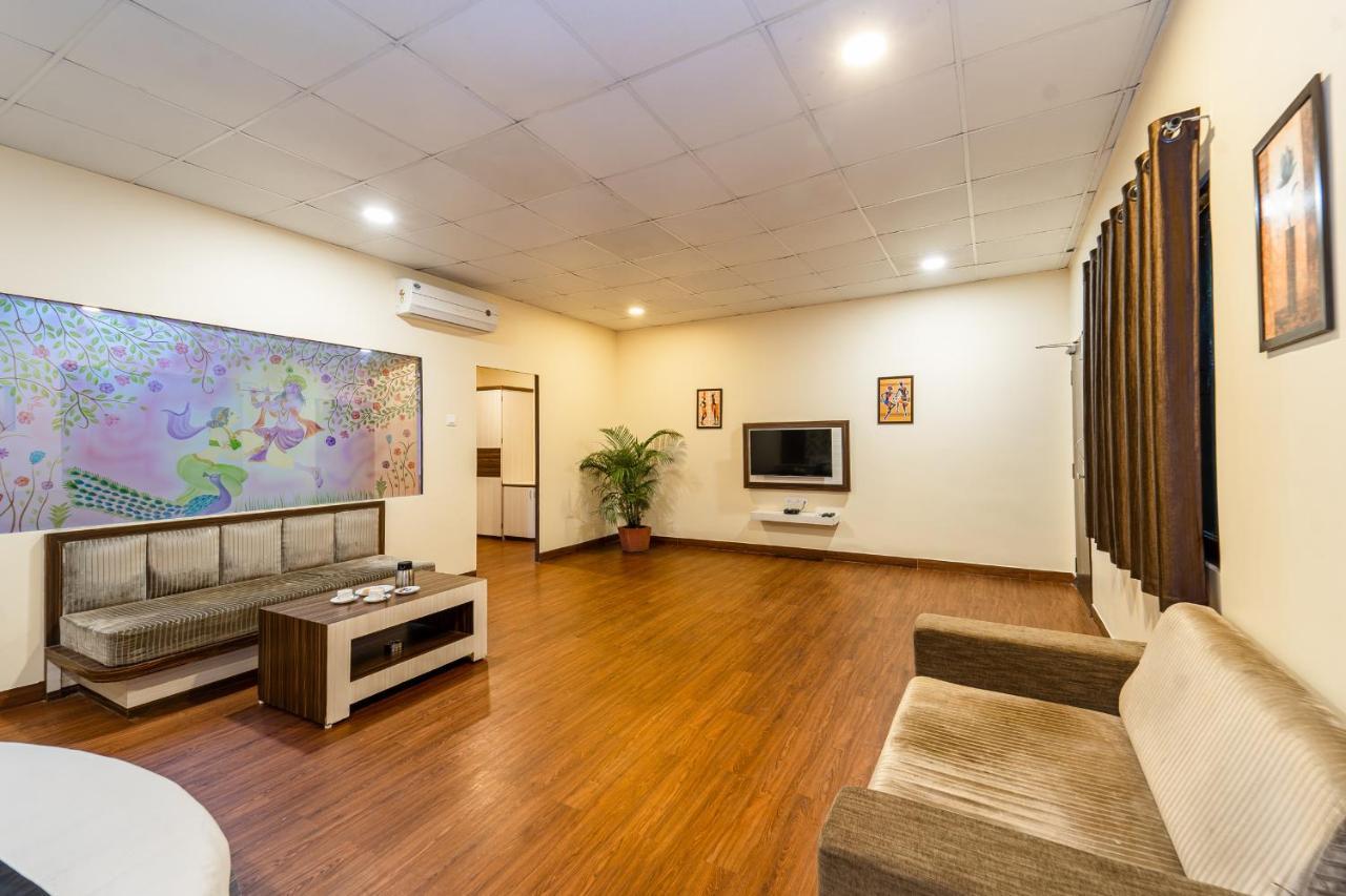 Narmada Hills Resort Godarpura Exterior photo