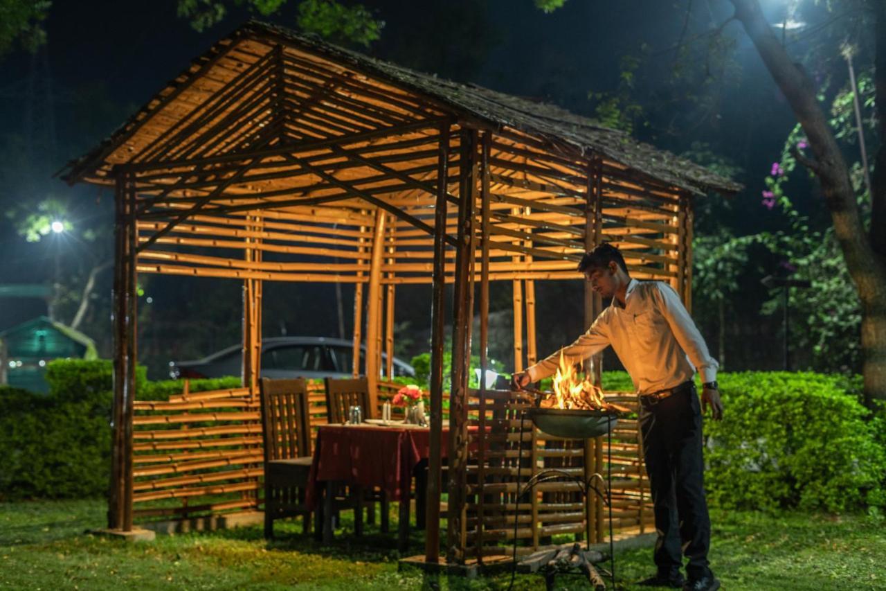 Narmada Hills Resort Godarpura Exterior photo